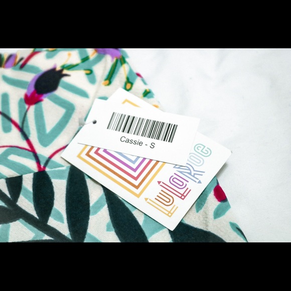 SALE LuLaRoe - Size S Cassie Skirt - Picture 2 of 3